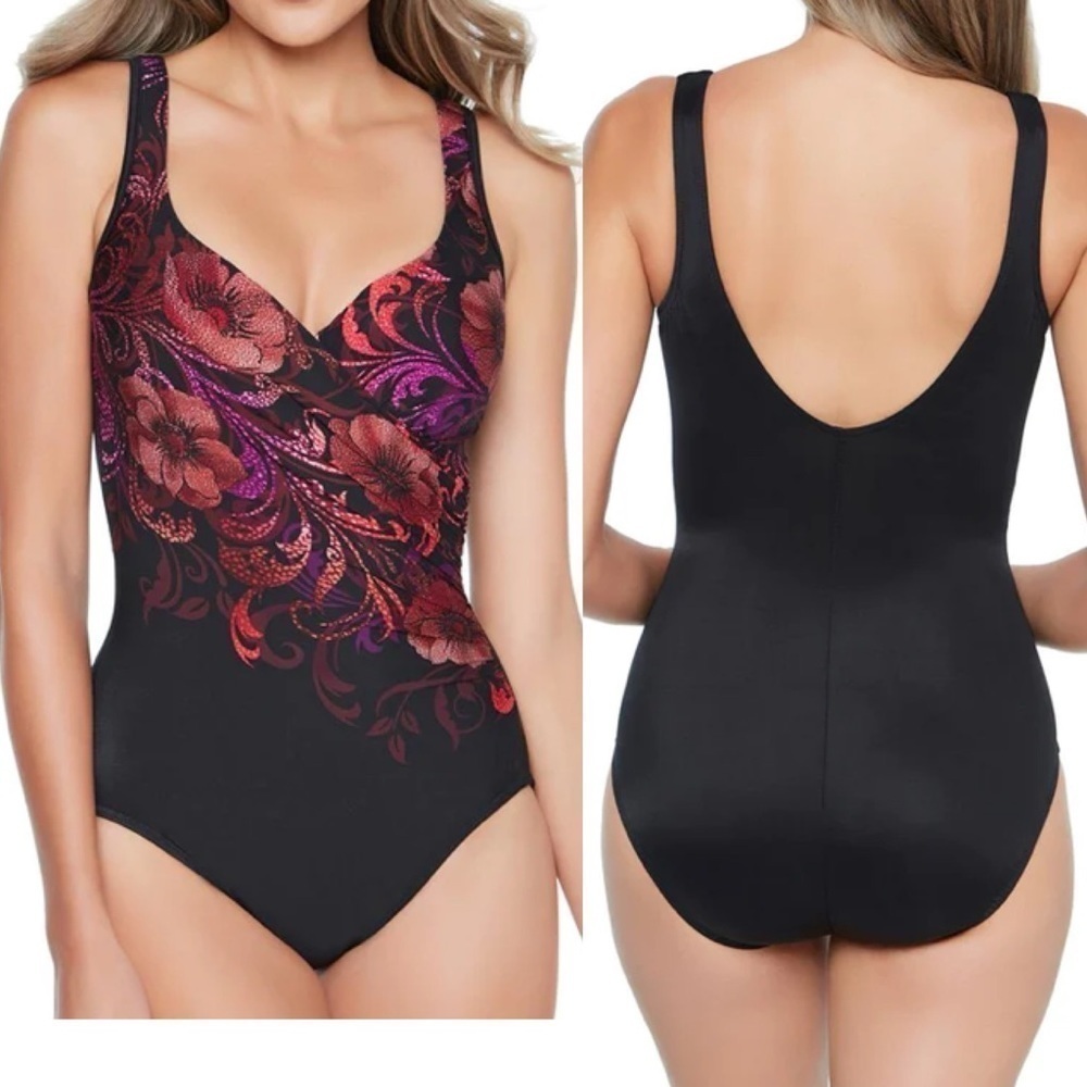 MIRACLESUIT One Piece Swimsuit! Retail $190.
